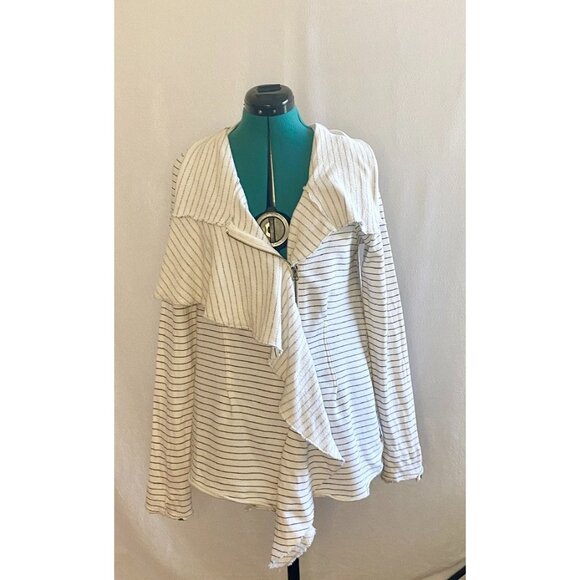 We the Free asymmetrical zip up cardigan. Size large - Picture 1 of 4